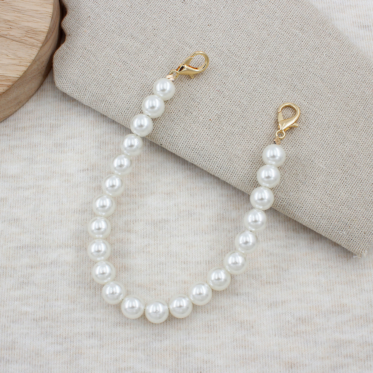 Elegantes Perlenaccessoire Brehn