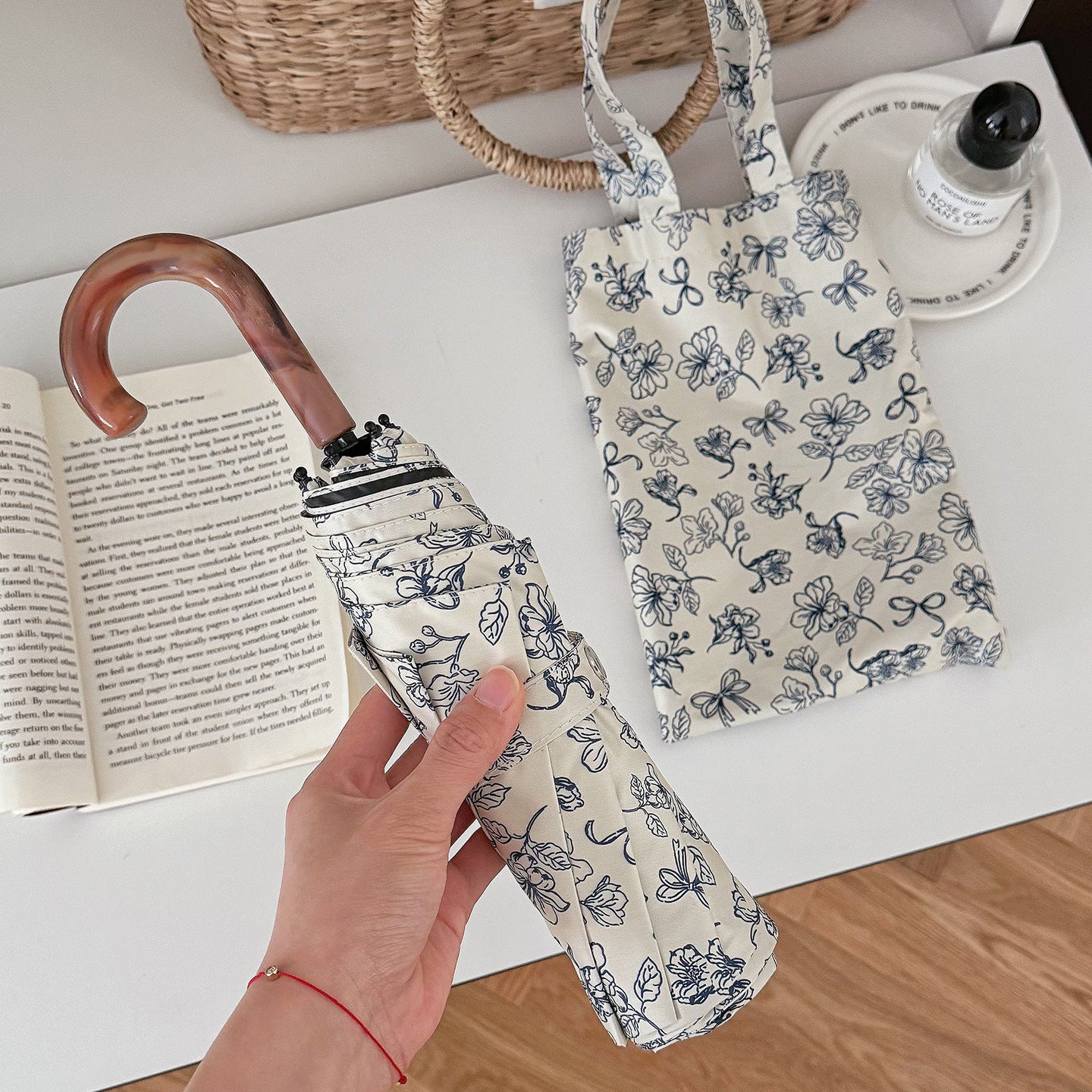Damen Faltbare Einkaufstasche mit floralem Design Brehn
