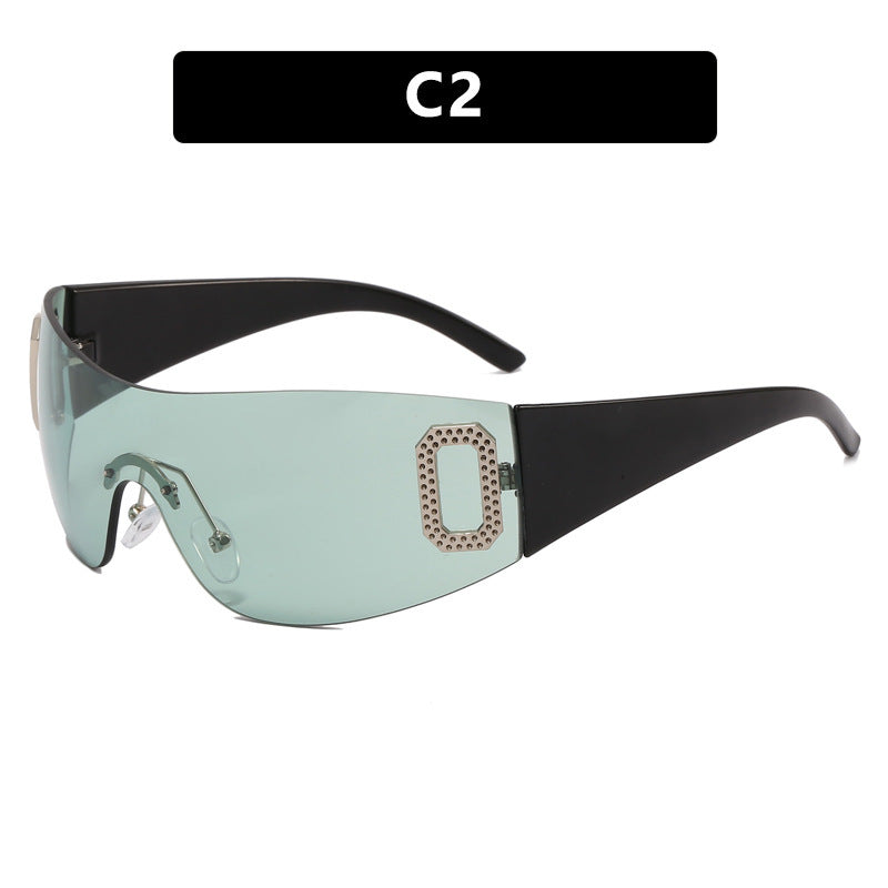 Damen Sportliche Sonnenbrille im futuristischen Shield-Design Brehn