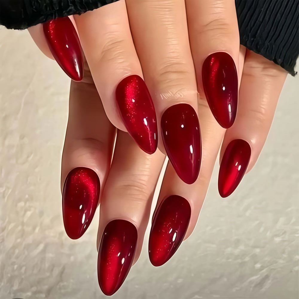 Kunstnägel im glamourösen Hochglanz-Design Brehn