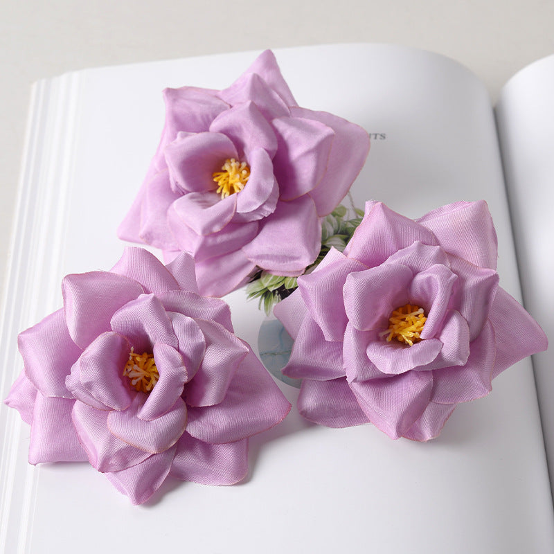 Elegante Stoffblumen-Haarsträuße