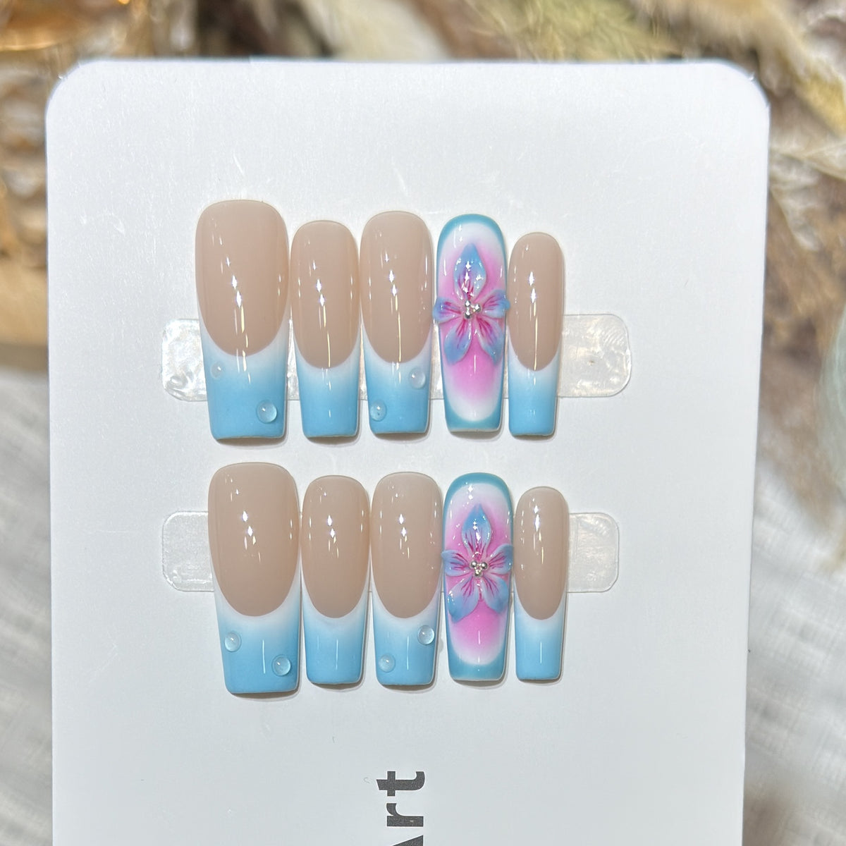 Floral-Accent Press-On Nail Set Brehn