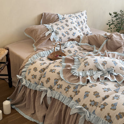 Gestepptes Bettwäscheset mit Teddy‑Muster, Rüschenbordüre und Dekorativen Schleifen