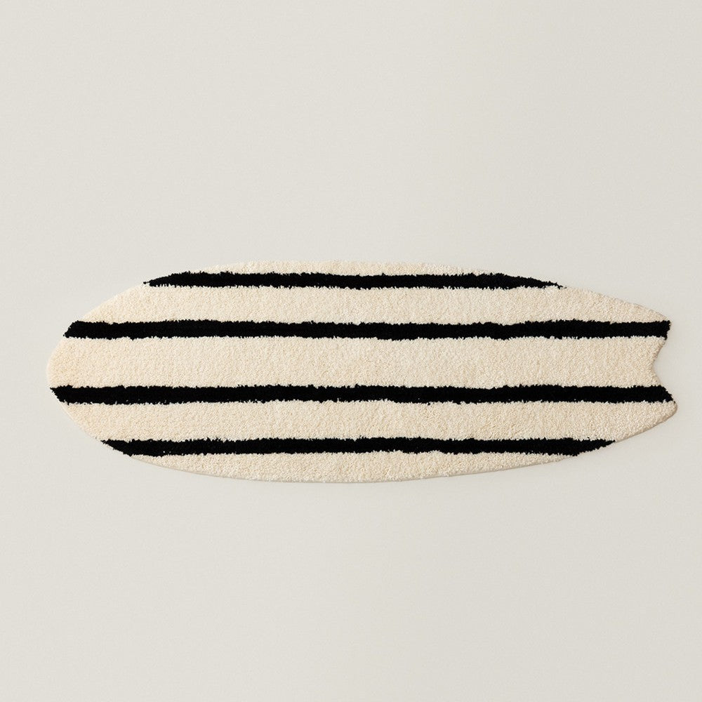 Surfboard-förmige dekorative Badematte Brehn