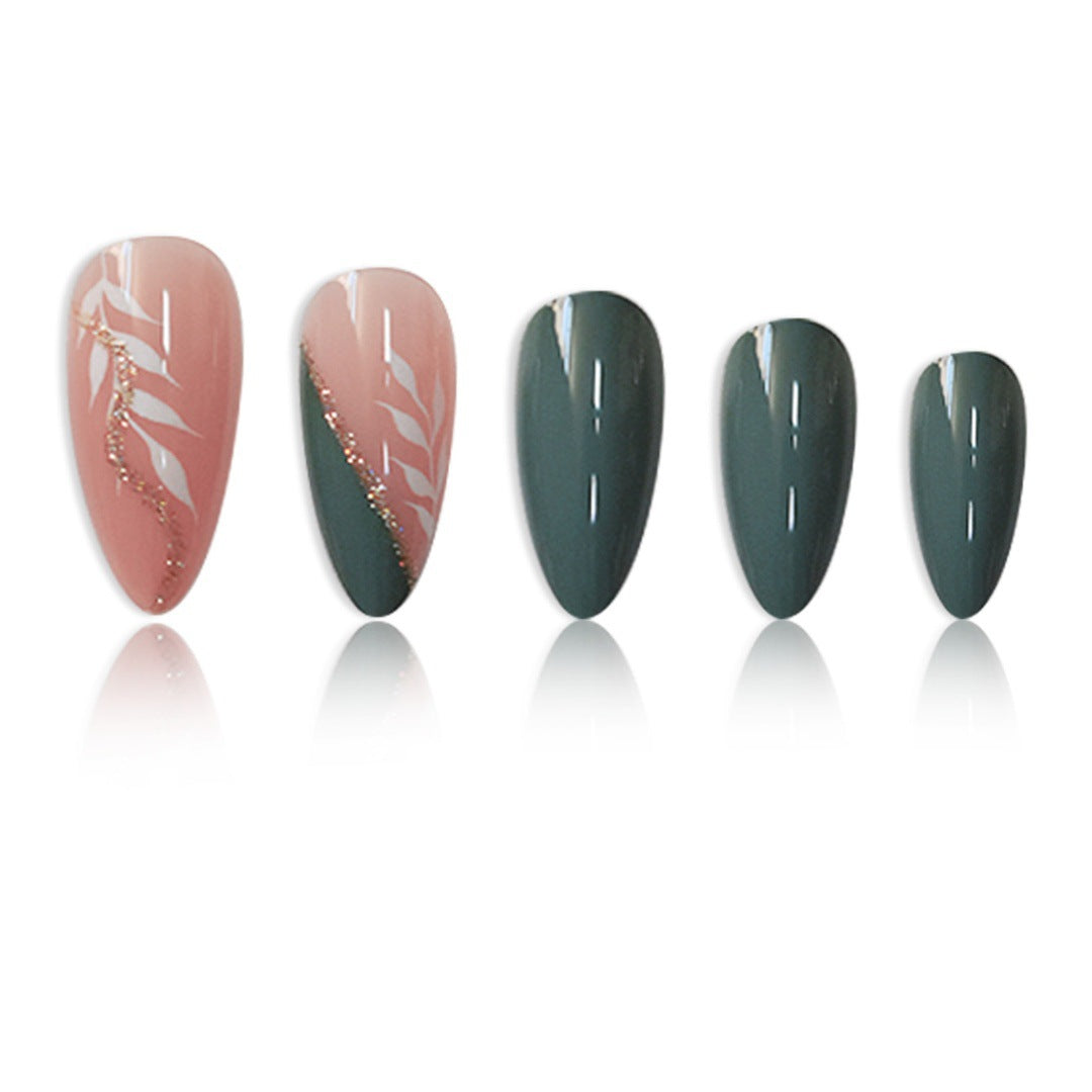 Elegante mandelförmige Press-On-Nagelverlängerungen Brehn