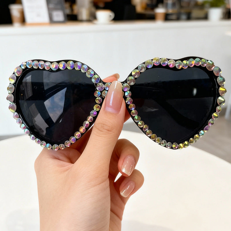 Herzförmige mit Strass verzierte Sonnenbrille Brehn