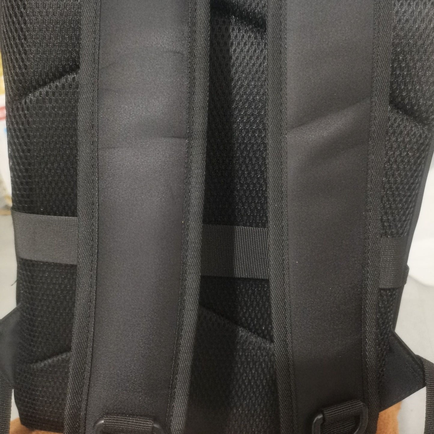 Trendy Rucksack Mit Vielseitigem Stauraum Und Eleganten Akzenten Brehn
