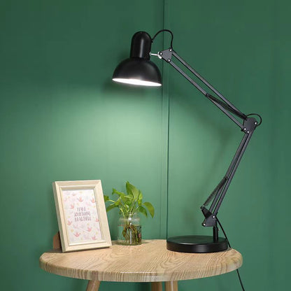 Verstellbare Schreibtischlampe