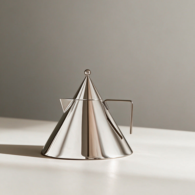Moderner geometrischer Teekessel