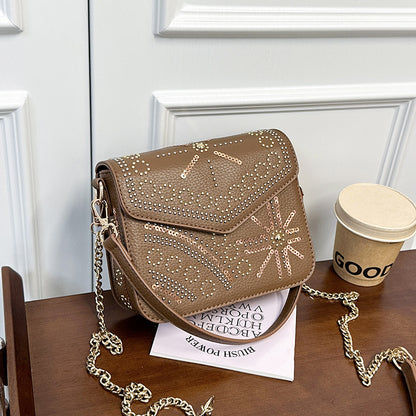 Elegante dekorative Kettenhandtasche