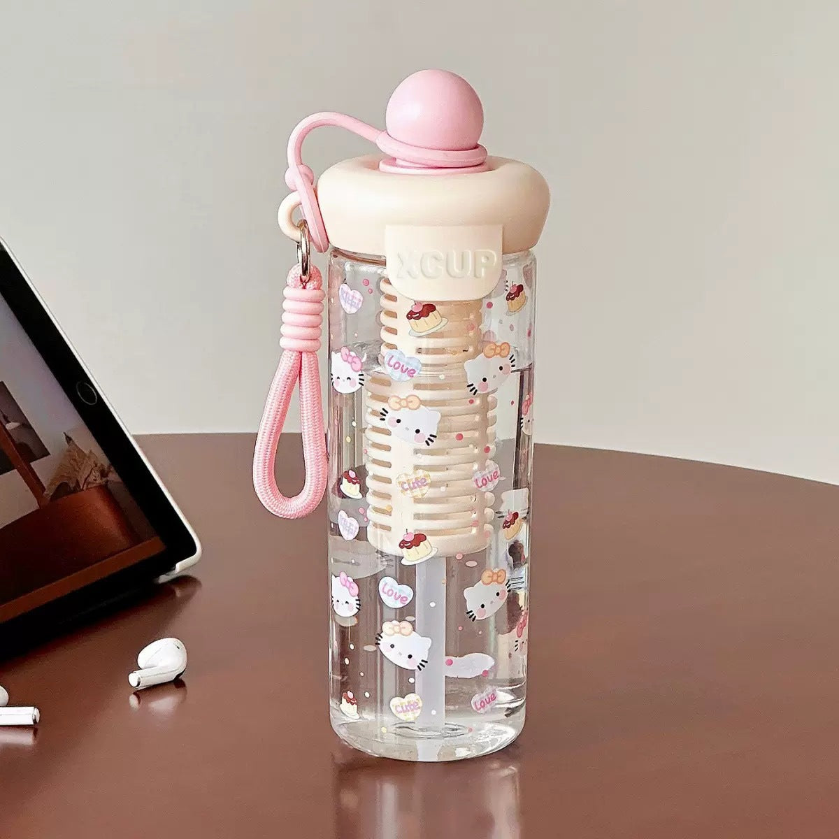 Damen Wasserflasche mit fröhlichen Motiv- und Frucht-Infusionseinsatz Brehn