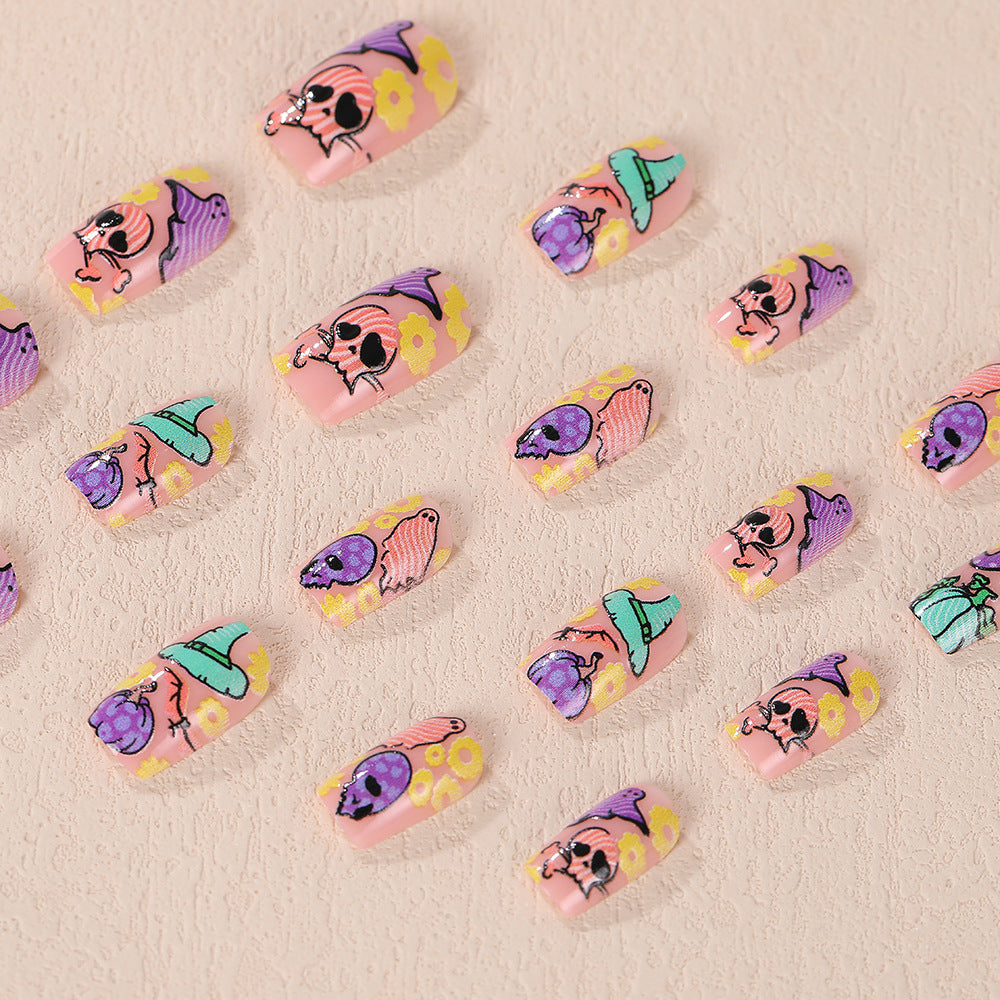 Kreatives Halloween Nageldesign Brehn