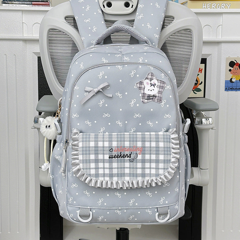 Kinderrucksack mit verspieltem Thema und mehreren Taschen