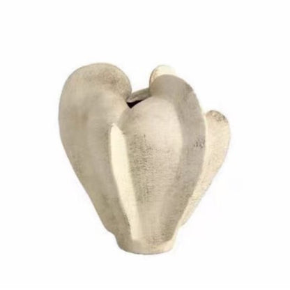Dekorat vase aus handgefertigter Keramik