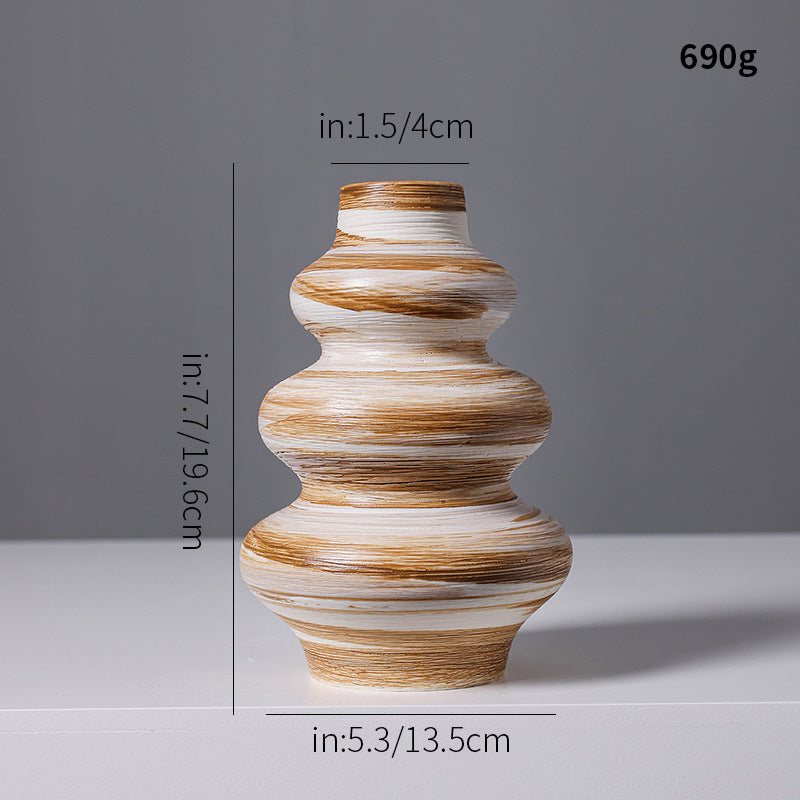 Künstlerische Spiraldesign Keramikvase Brehn