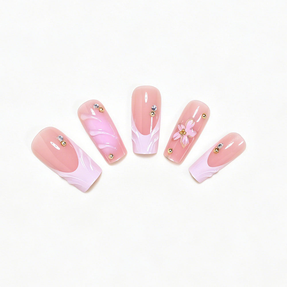 Elegantes florales Nagelkunst Press-On Set Brehn