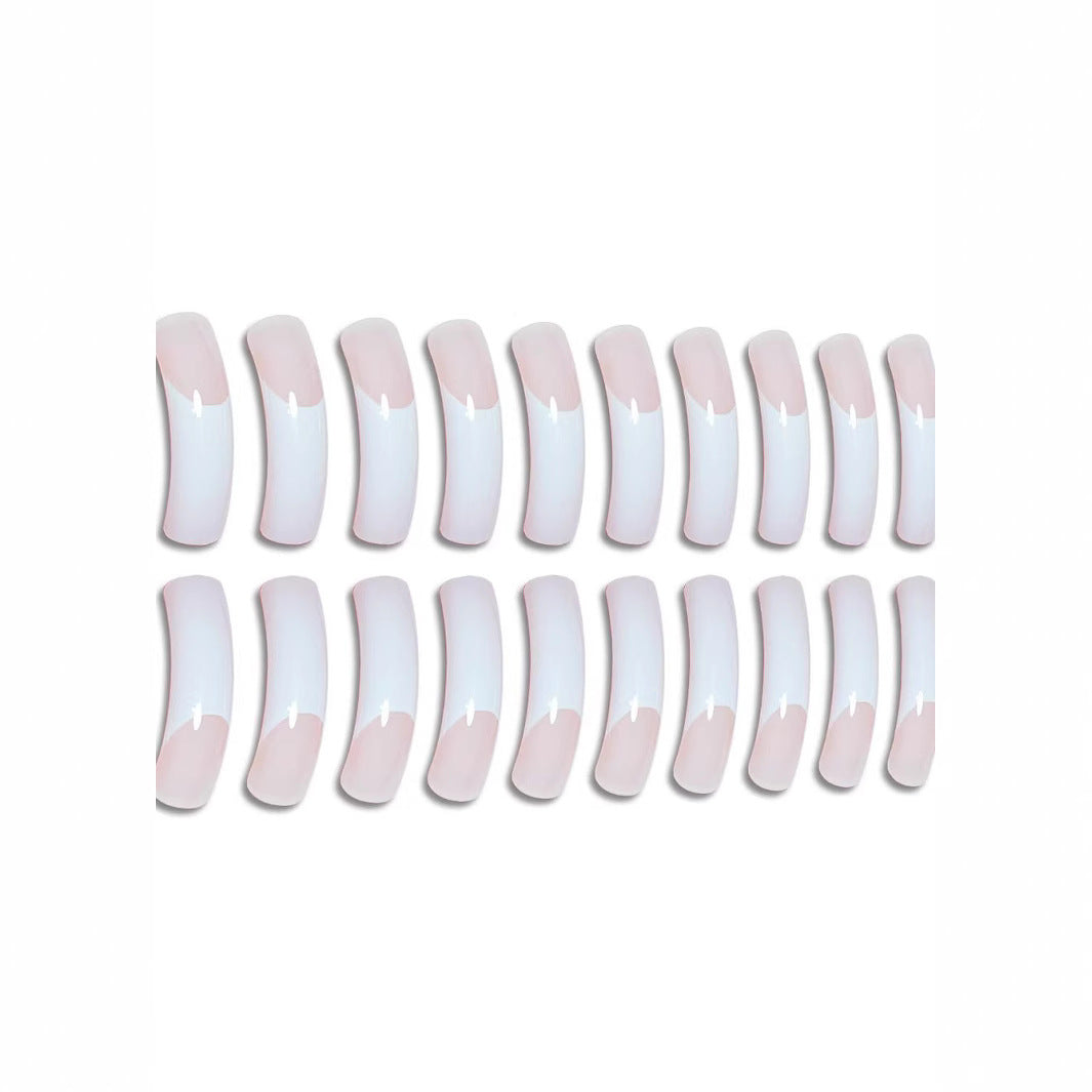 Premium French Tip Nagelerweiterungen Brehn
