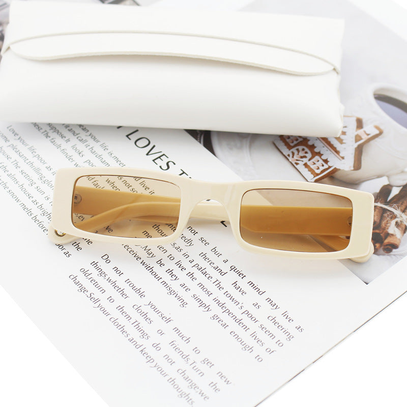 Damen modische rechteckige Sonnenbrille mit strukturiertem Rahmen Brehn