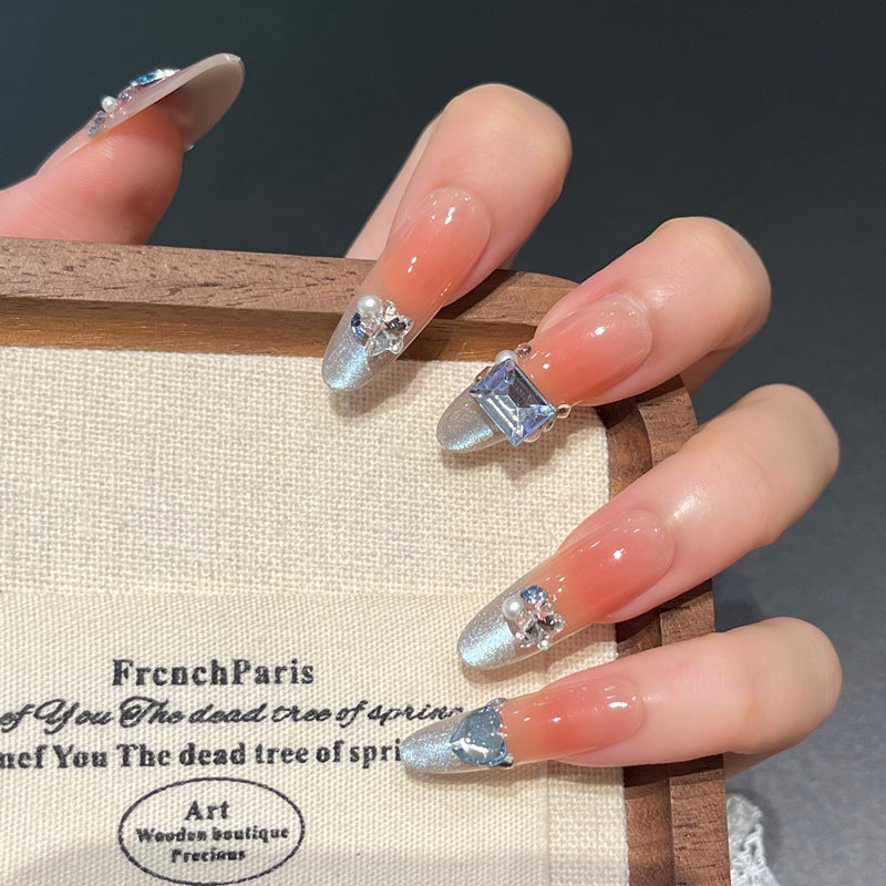 Kristallverzierte Nagelkunstverlängerungen Brehn