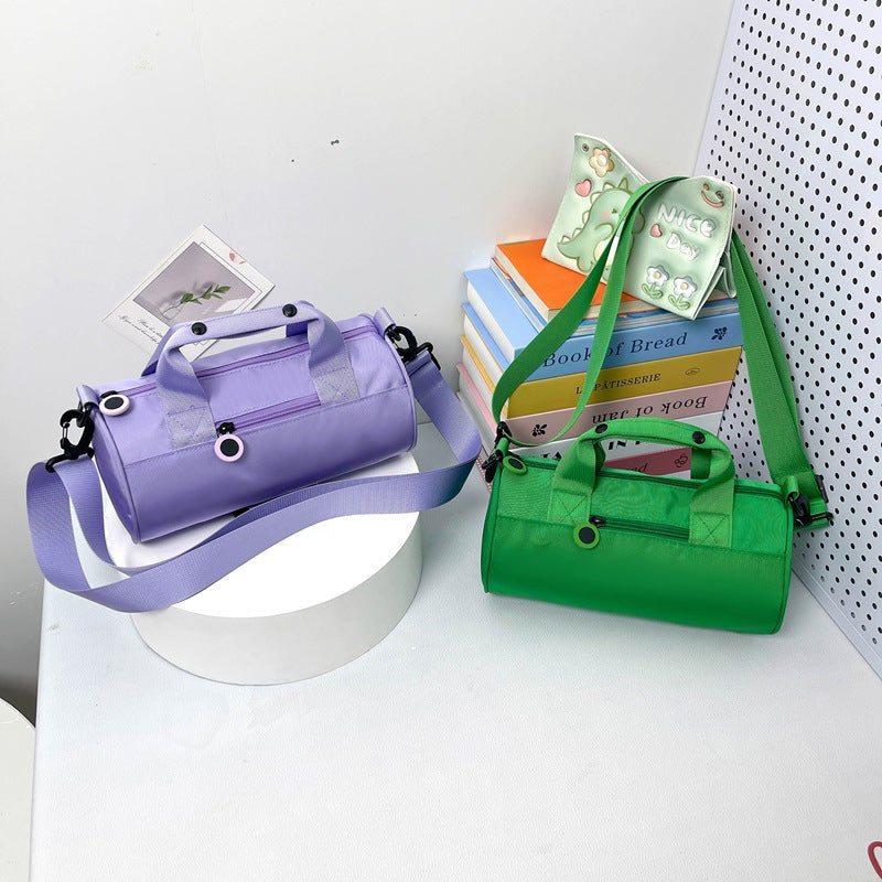 Sportliche Mini-Duffel-Tasche mit Verstellbarem Schultergurt und Stabilen Tragegriffen Brehn