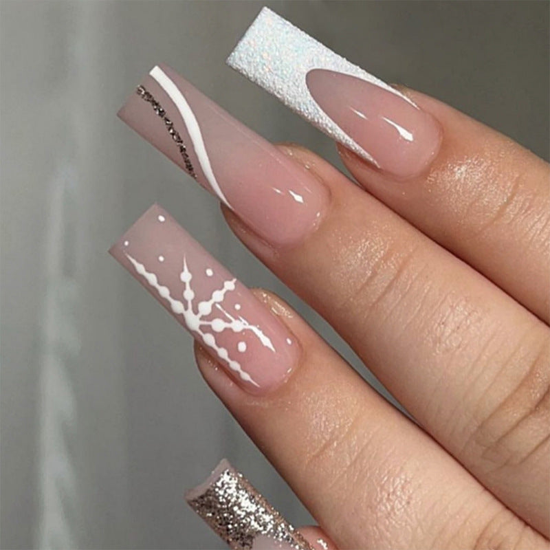 Elegante und kreative Nagelspitzen Brehn