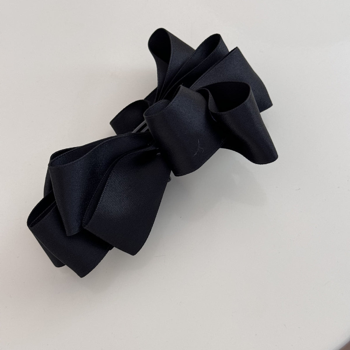 Elegante Satin Haarklammer Brehn