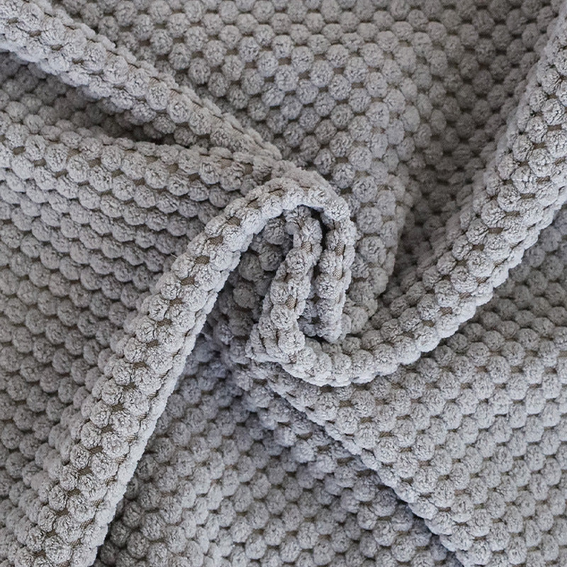 Quadratischer Zierkissenbezug mit feiner Perlenstruktur aus weichem Bouclé‑Strick und verdecktem Reißverschluss Brehn