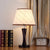 Elegante dekorative Tischlampe