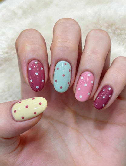 Dekoratives Polka Dot Nagel Art Set