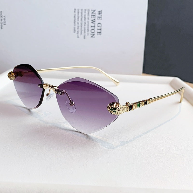 Damen Cat-Eye Sonnenbrille mit luxuriösem Schmuckrahmen Brehn