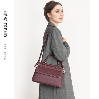 Top-Handle genarbtes Leder-Satchel mit Kontrastnähten