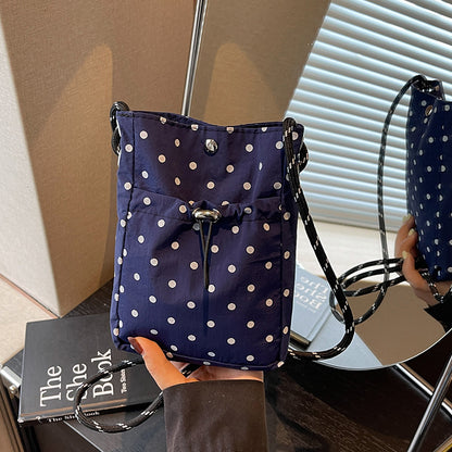 Lässige Pünktchen Mini Umhängetasche