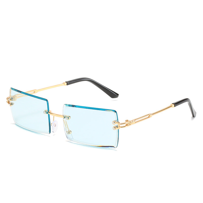 Damen modische Sonnenbrille mit einzigartigem rechteckigen Rahmen und funkelnden Details Brehn
