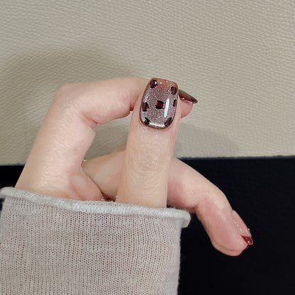 Künstlerische Florale Nagelkunst