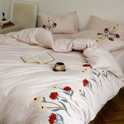 Besticktes Baumwollsatin-Bettwäscheset mit zarter Blumenstickerei und Kissenbezügen