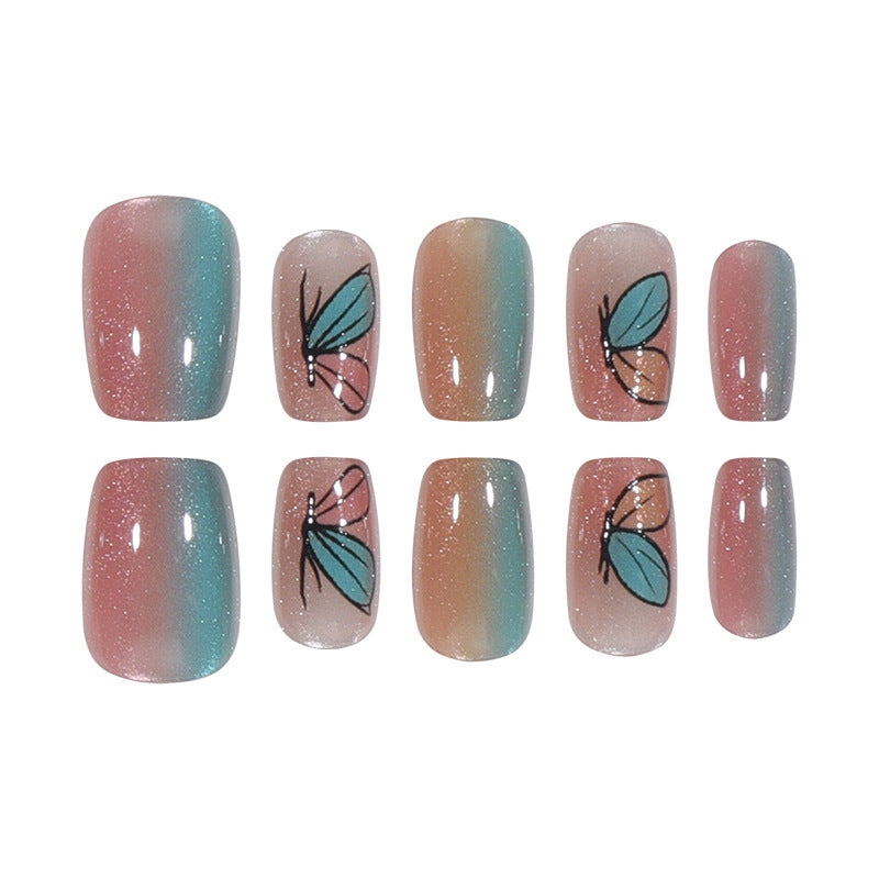 Blumeninspiriertes Press-On Nagelset Brehn