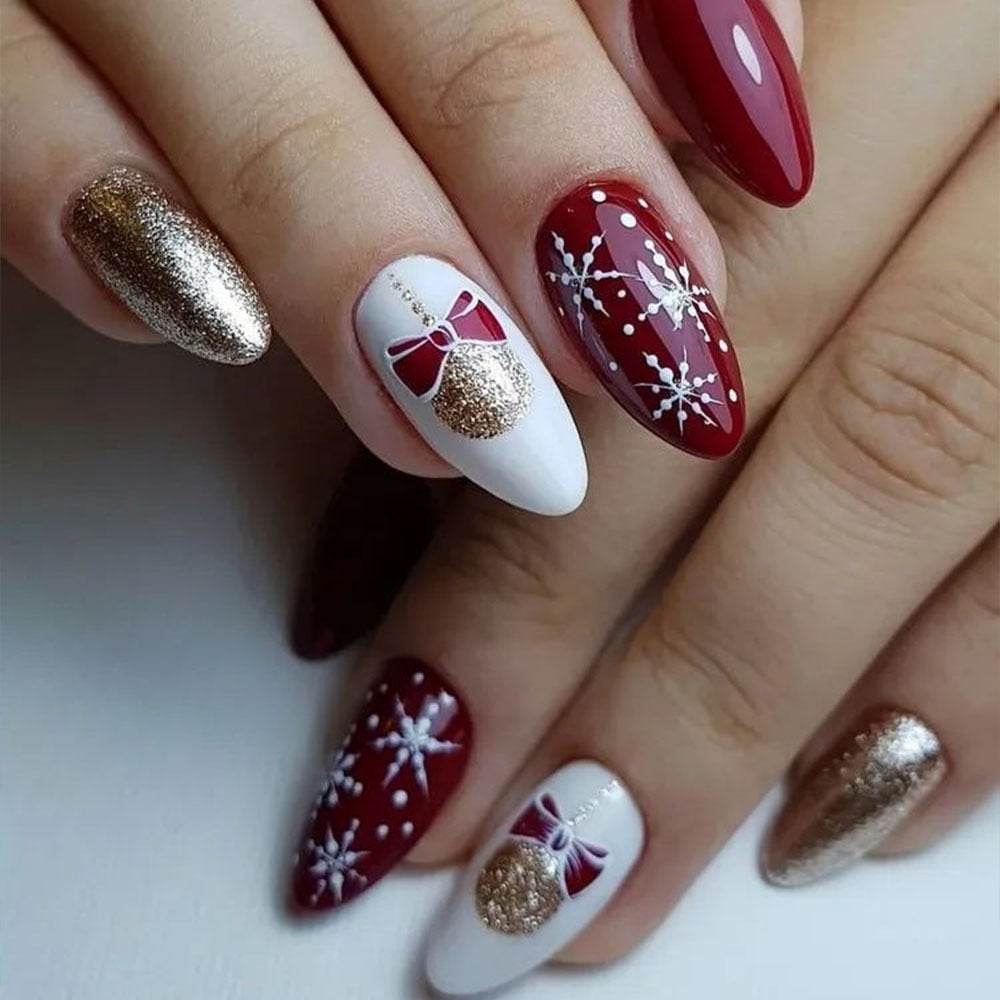 Kreative Nagelkunst mit Exotischem Blattdesign Brehn