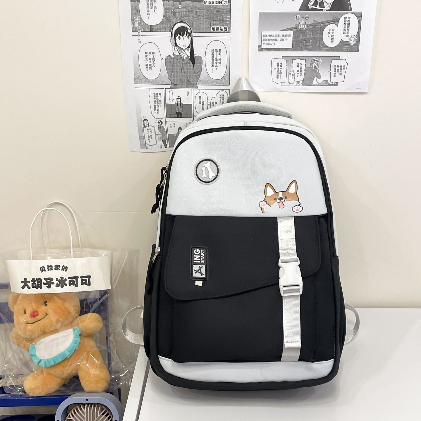 Adorable Charakter-inspirierte Schultasche