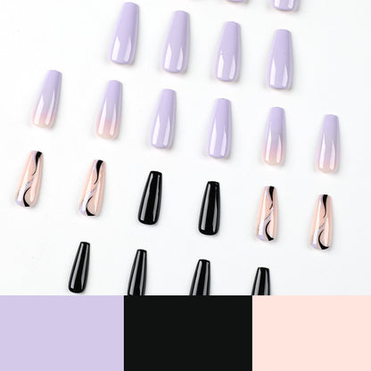 Kunstvolle Nagelverlängerungen im eleganten Design Brehn