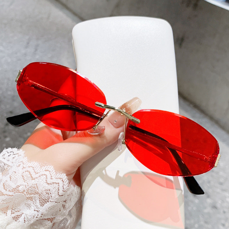 Damen Sonnenbrille im modernen Ovaldesign mit kontrastierendem Rahmen Brehn
