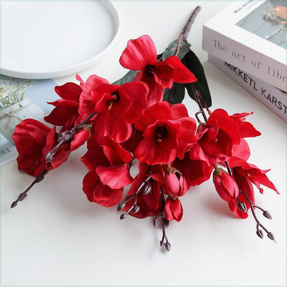 Realistische künstliche Orchideenblüte