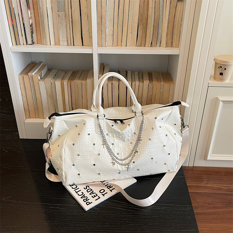 Elegante Sport- und Reisetasche Im Modernen Design Brehn