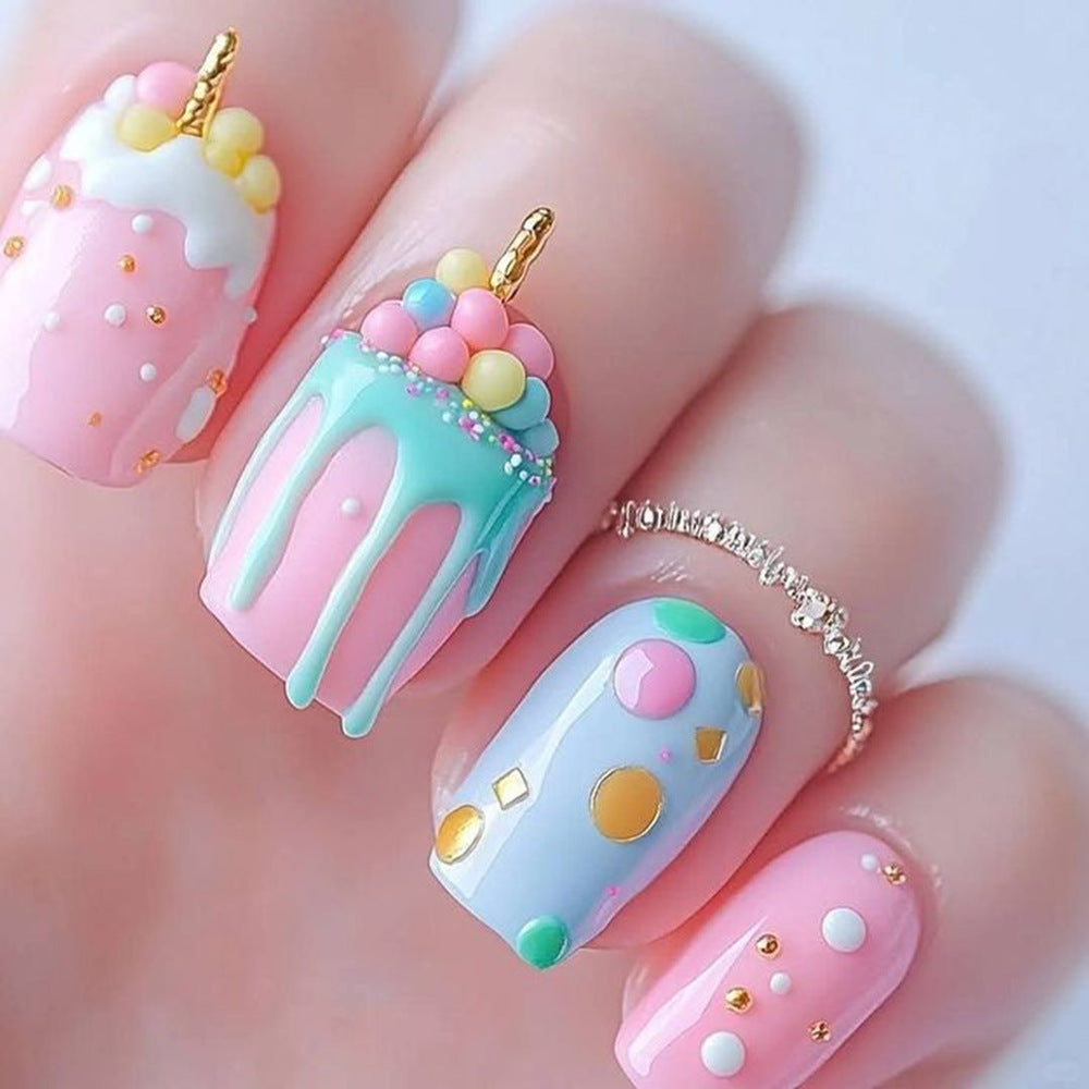 Kunstnägel mit Verspieltem Cupcake-Design Brehn
