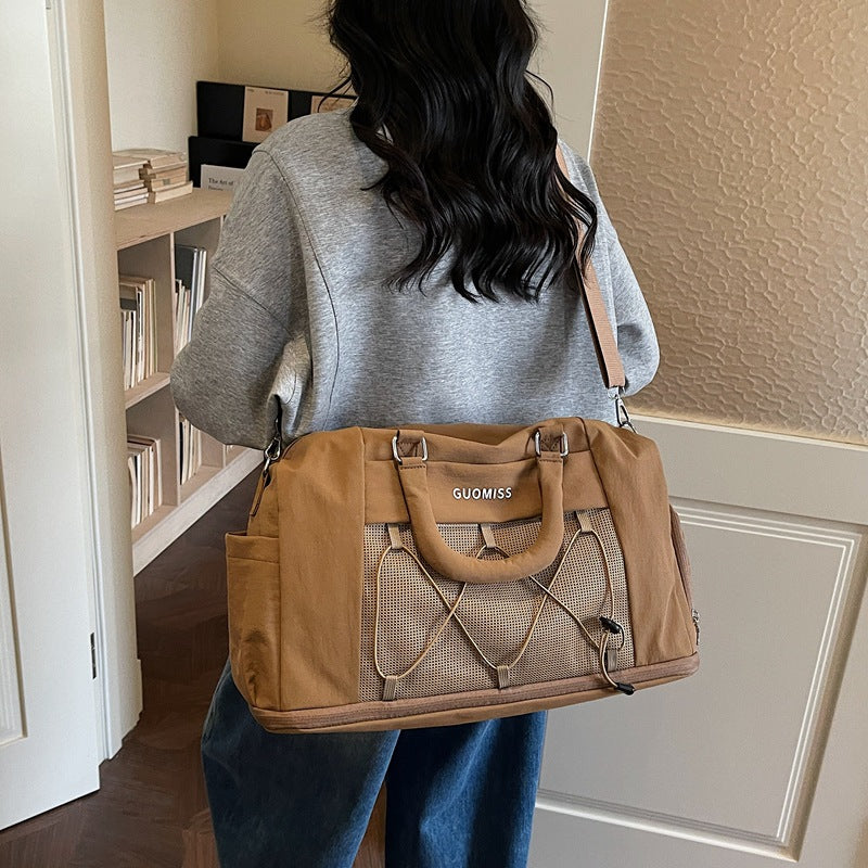 Reis Tasche