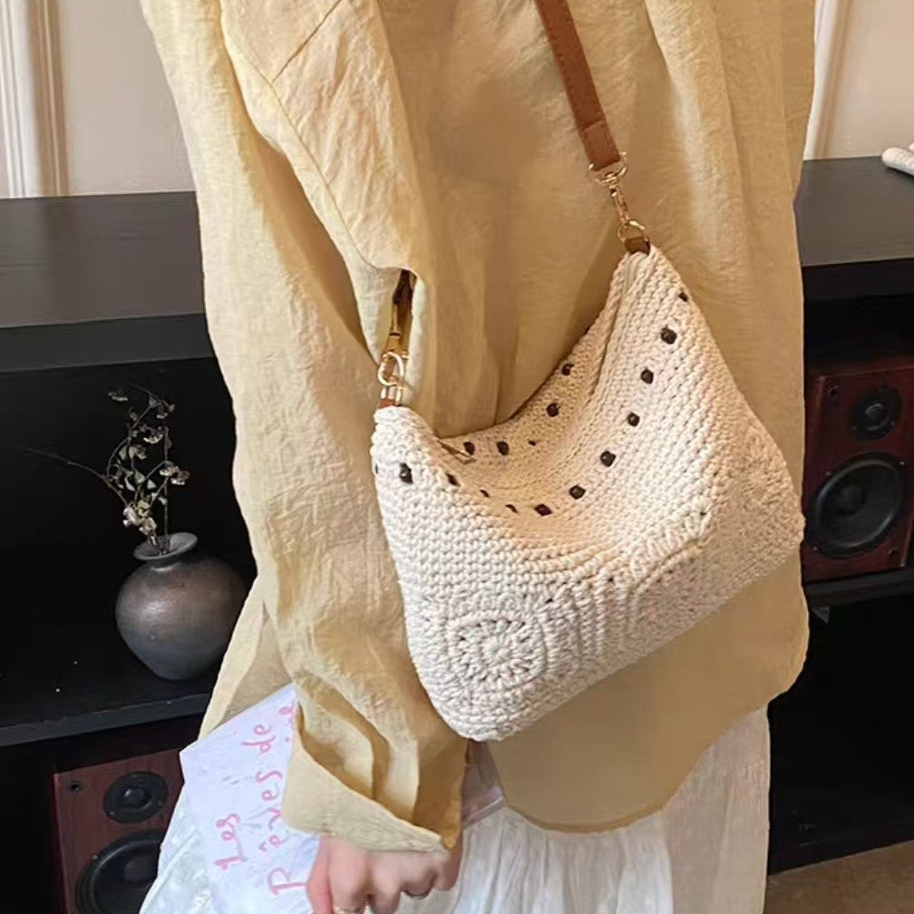 Handtasche mit Feinen Häkelmotiven Brehn