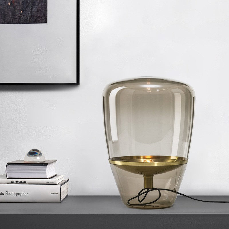 Zeitgenössische Skulpturale Glas Tischlampe mit Goldbasis
