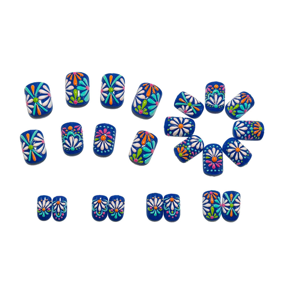 Kunstvolle Nagelgestaltung Brehn