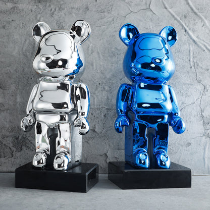 Künstlerische Bärenfigur