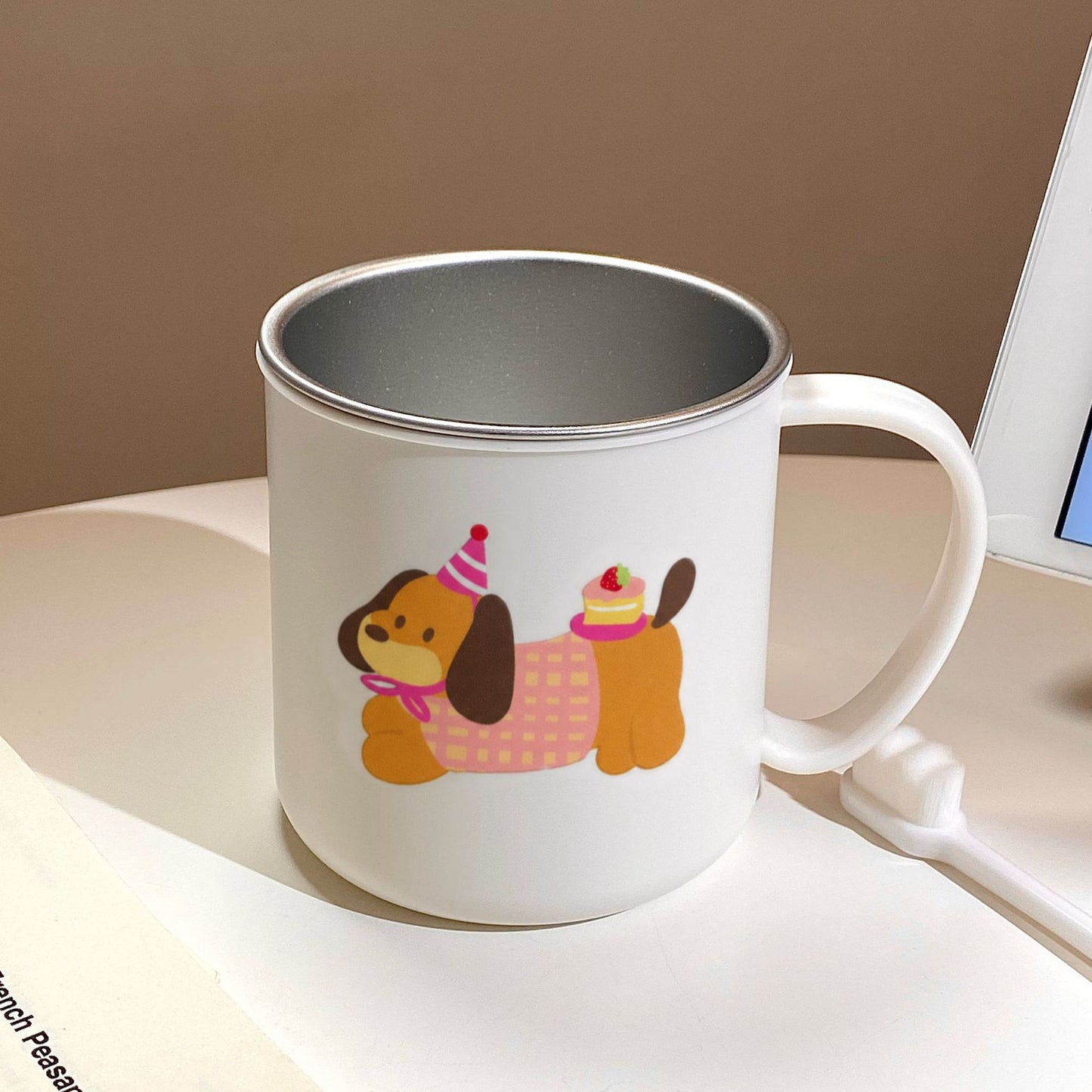 Keramiktasse mit Charmantem Hundemotiv Brehn