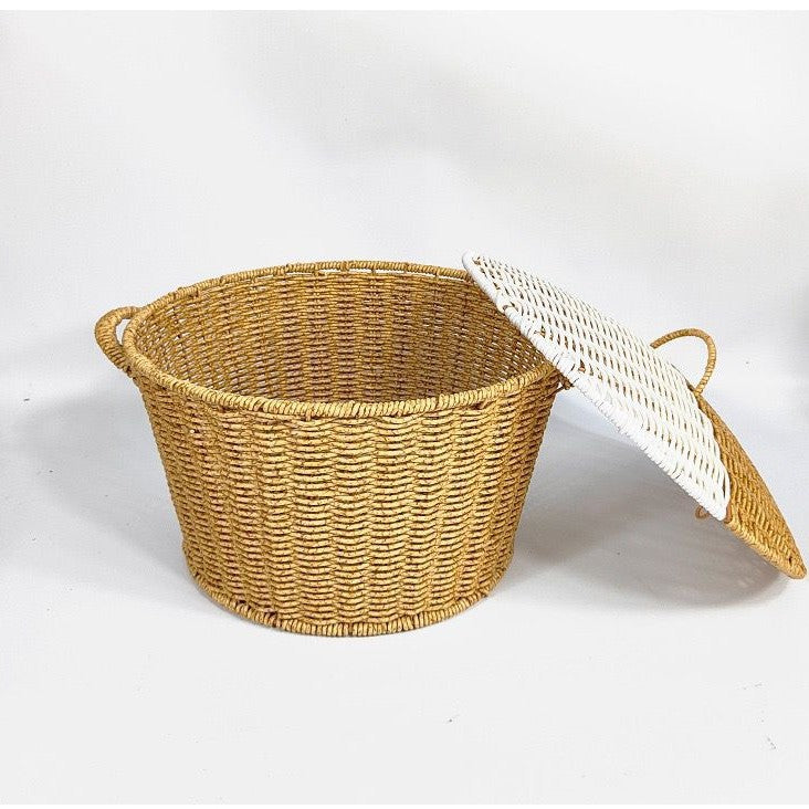 Damen Rattankorb mit Deckel und trendigen Griffen Brehn